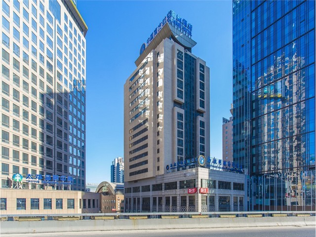 上海隔离办公桌租赁收费明细